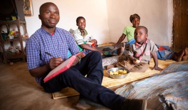 PIH staff in Malawi deliver social support to families in care